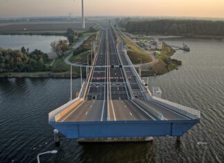 A29: Haringvlietbrug ’s nachts dicht; 24 – 25 november 2023